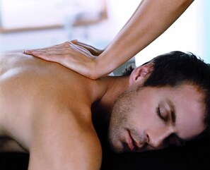 Couples treatment room(s), sauna, body treatments, aromatherapy