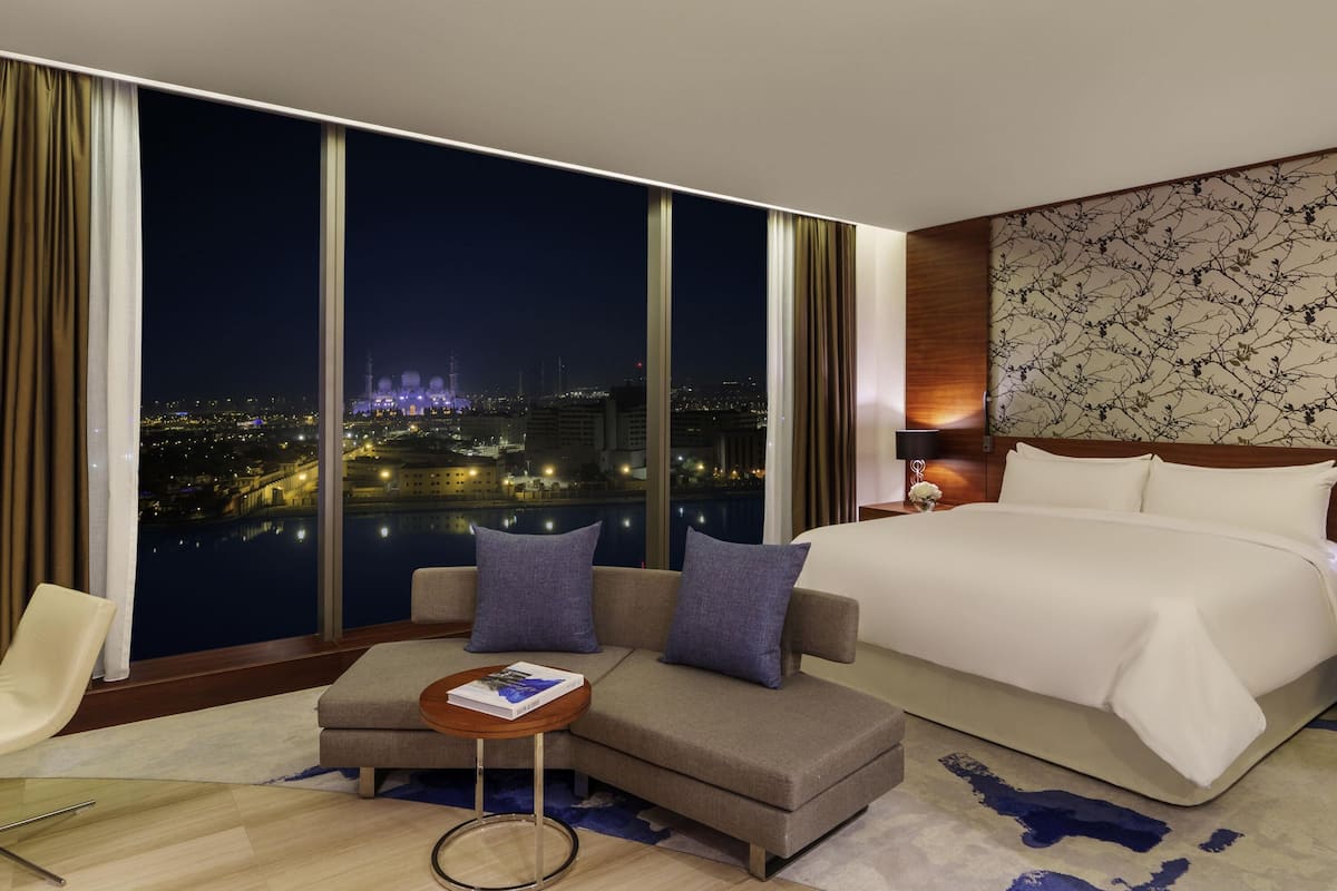 1 habitación, ropa de cama hipoalergénica y minibar