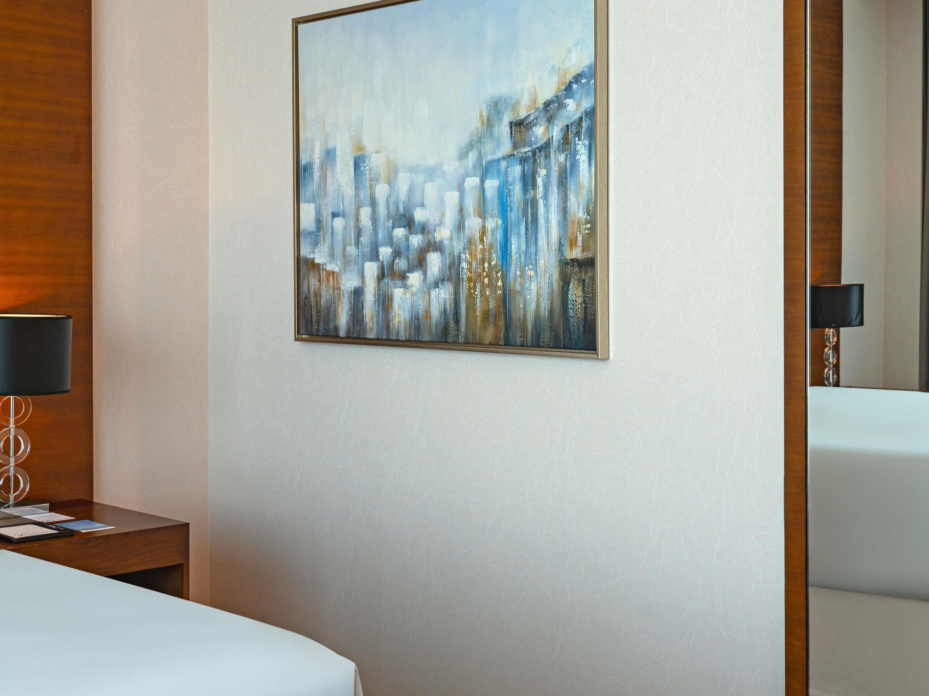 Junior Suite View | Hypo-allergenic bedding, minibar, in-room safe, desk