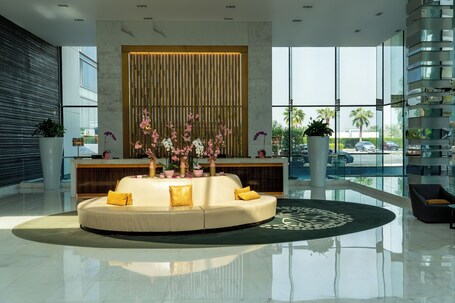 Fairmont Bab Al Bahr - Image 4