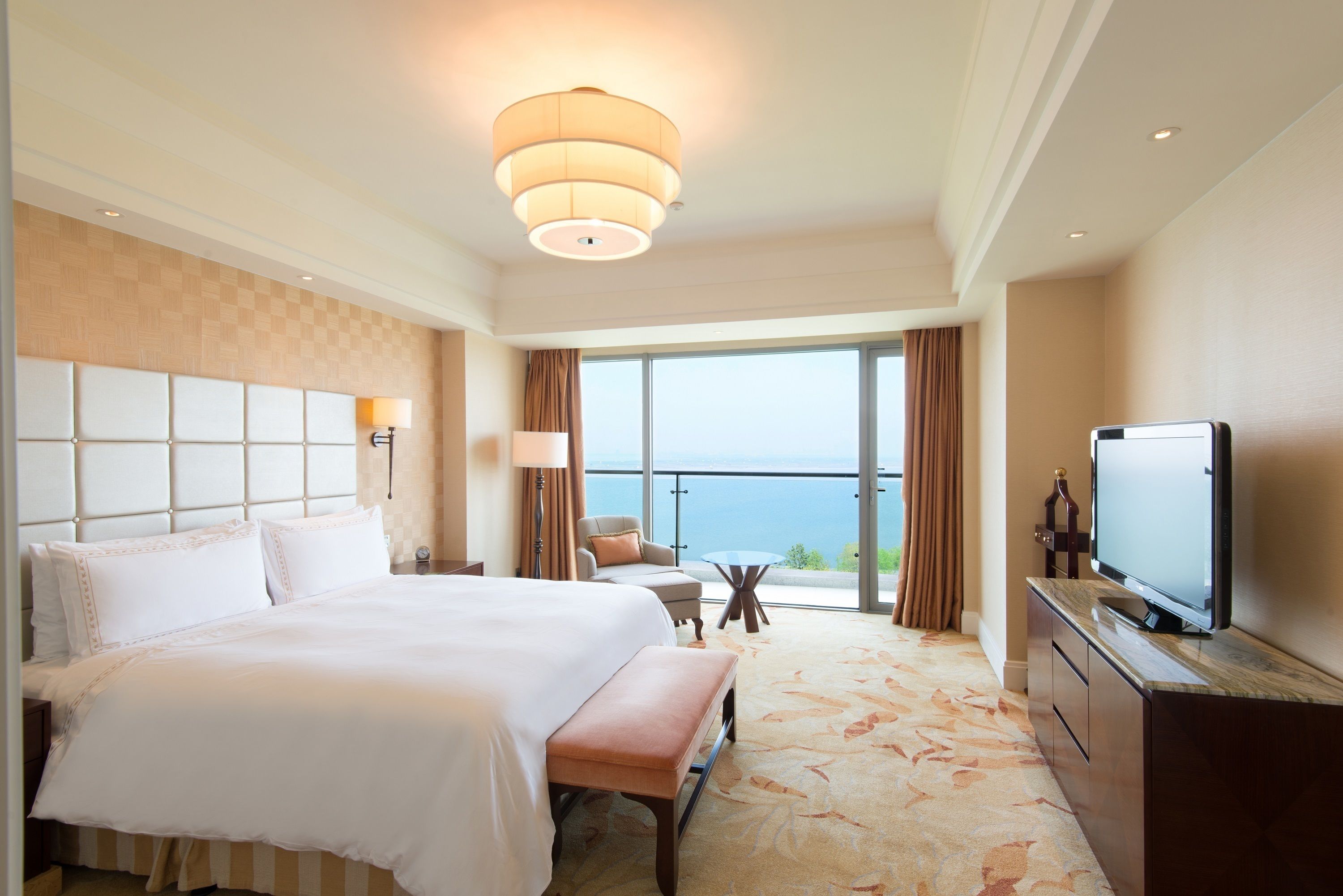 Premium bedding, Select Comfort beds, minibar, in-room safe