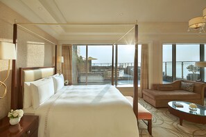 Suíte presidencial, 1 cama King | Roupas de cama premium, camas Select Comfort, frigobar