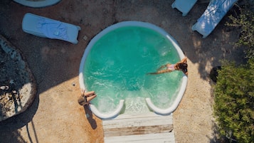Behandelingskamers voor koppels, een sauna, een bubbelbad, een stoombad