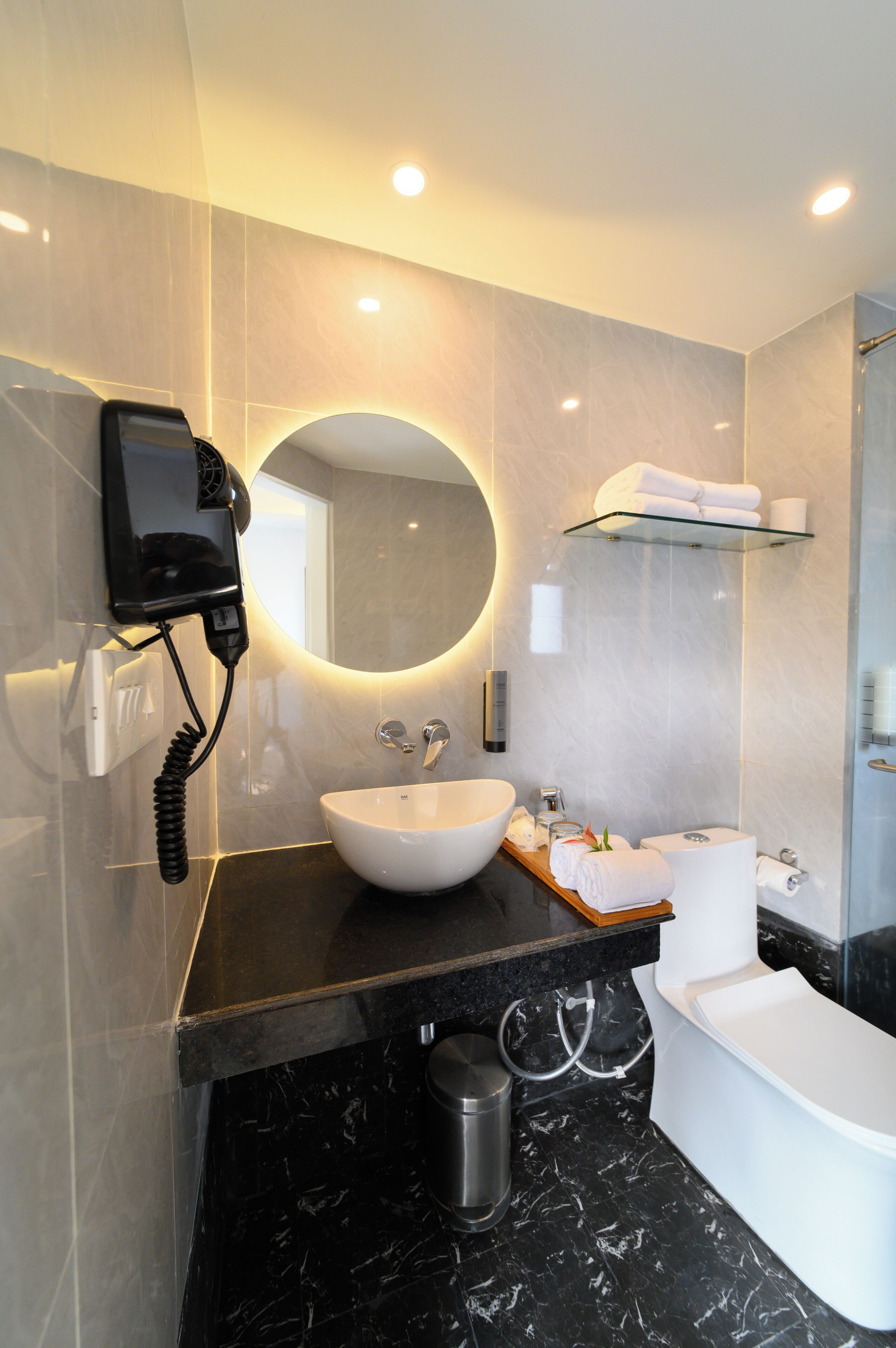 premier room | bathroom | shower, rainfall showerhead, free toiletries, hair dryer