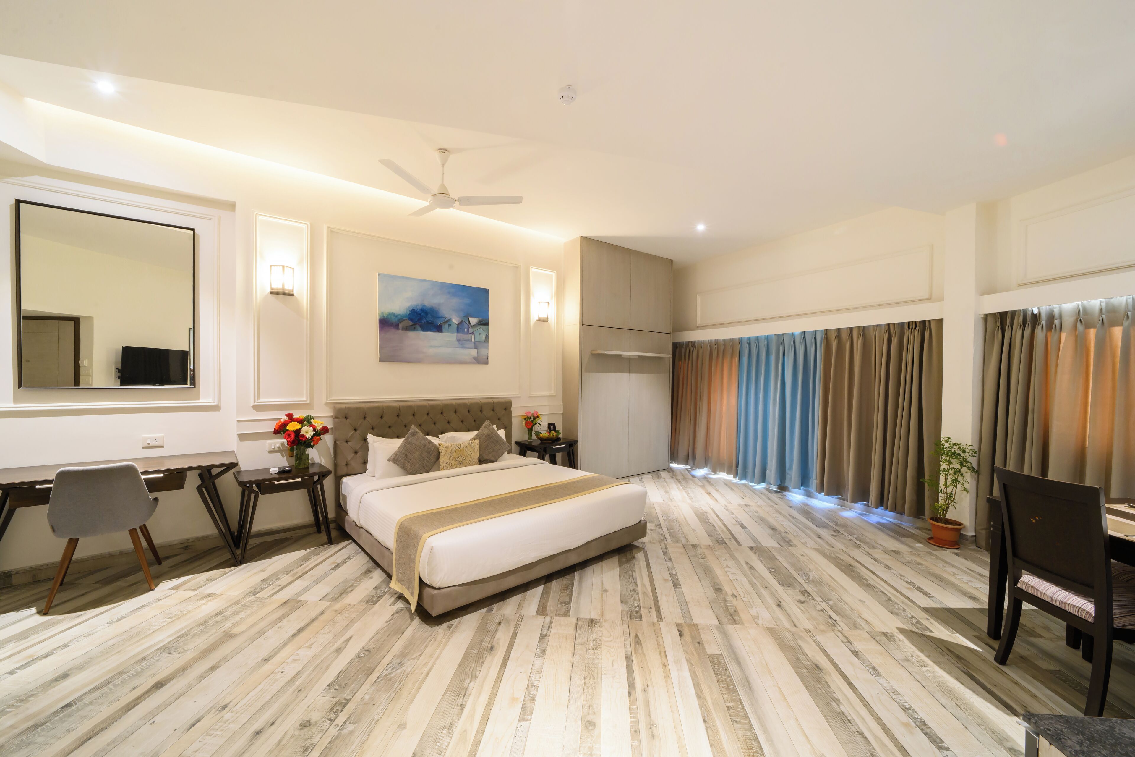 Quadruple Room, 1 Bedroom, Sea View | 1 bedroom, Egyptian cotton sheets, premium bedding, minibar