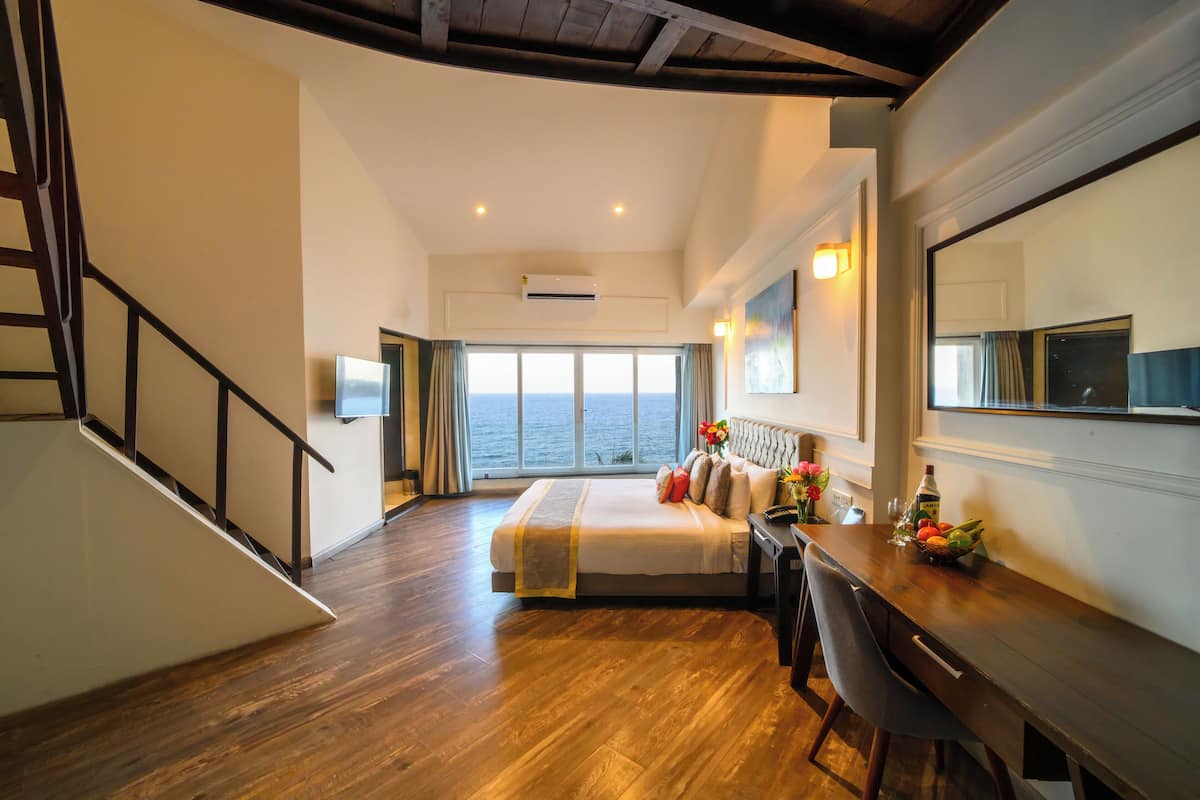 Premier Family Attic Room | 1 bedroom, Egyptian cotton sheets, premium bedding, minibar