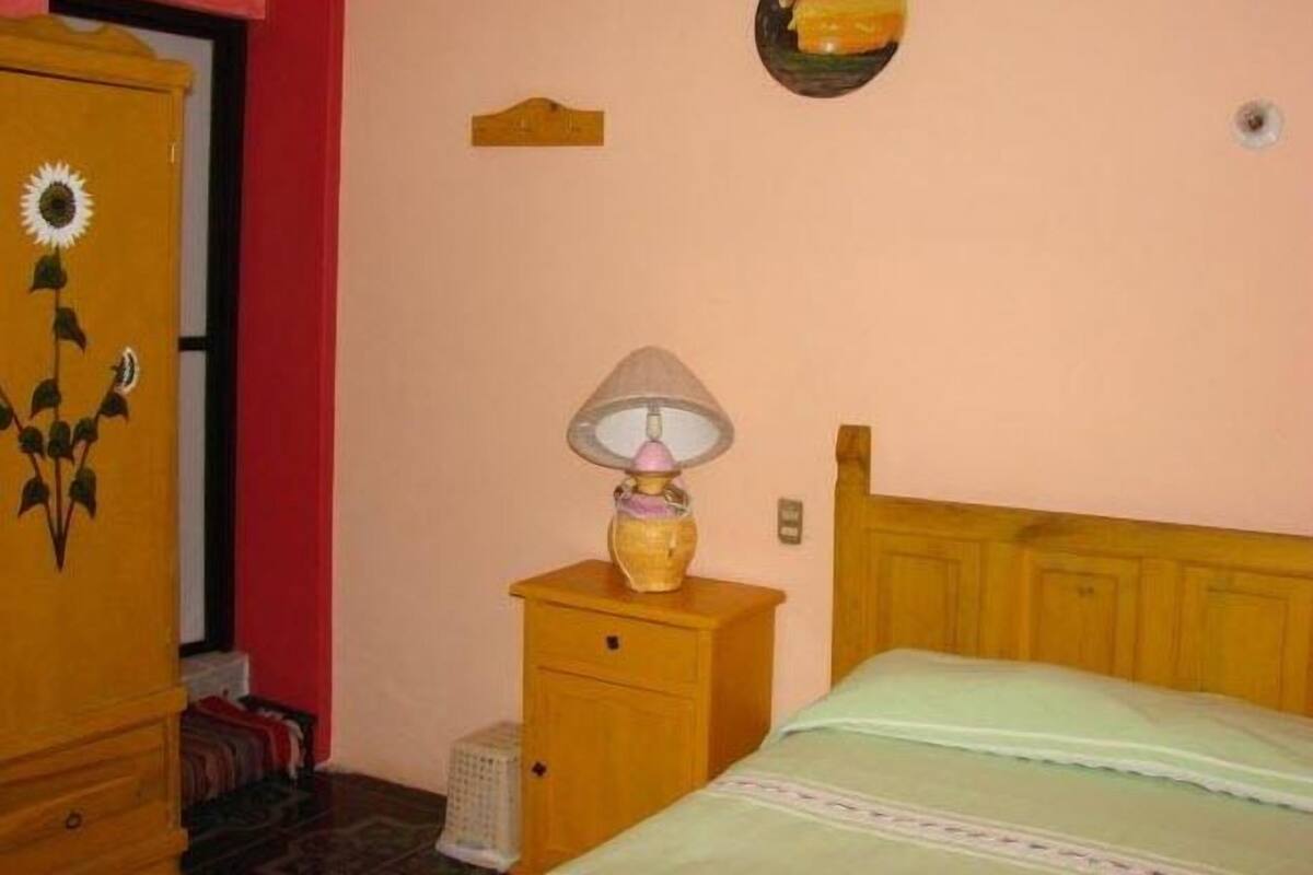 Habitación estándar, 1 cama matrimonial | Wifi gratis