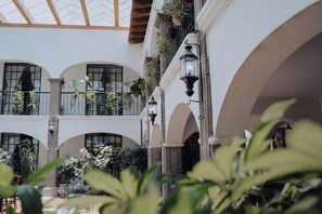 Interior - Hotel Arcada (San Miguel de Allende)