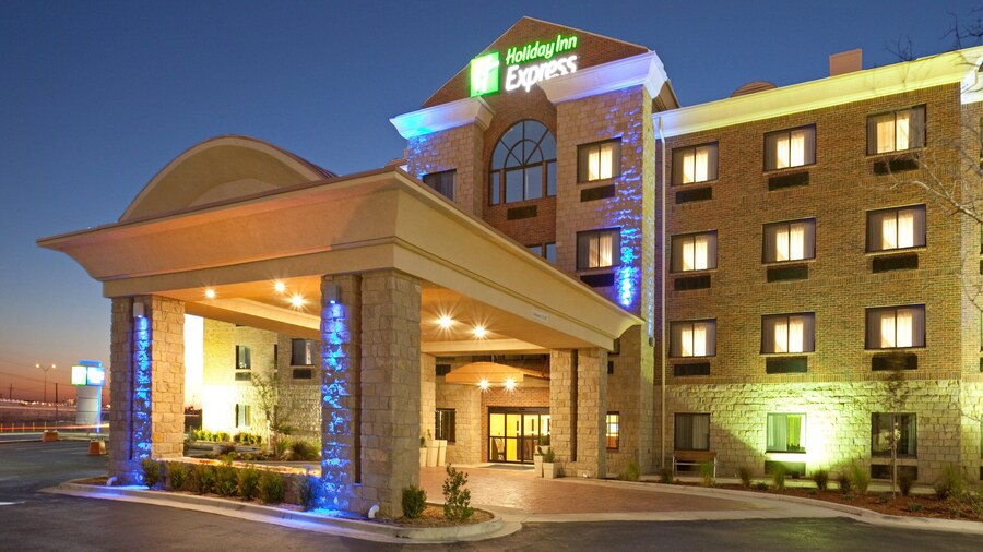 Holiday Inn Express & Suites Lubbock West by IHG