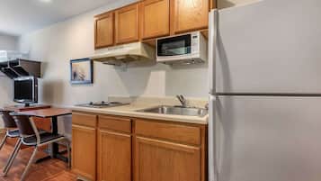 Standard Studio, Non Smoking, Refrigerator & Microwave