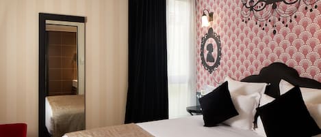 Literie de qualité supérieure, coffres-forts dans les chambres, bureau