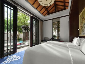 Two Bedroom Family Villa (Lake View)