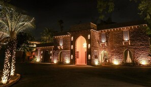 واجهة المنشأة