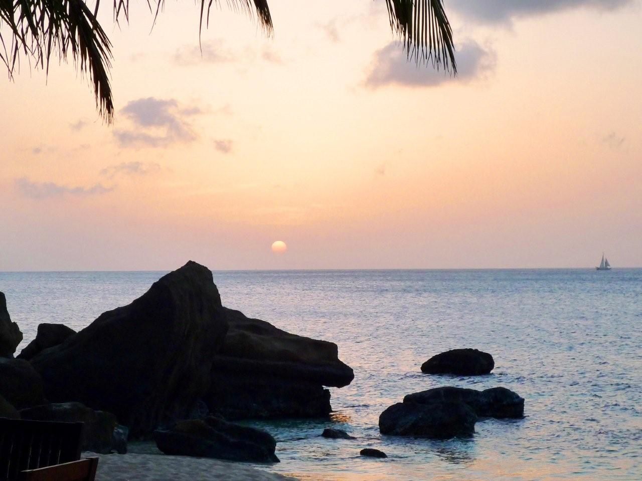 on the beach, white sand, sun-loungers, beach towels