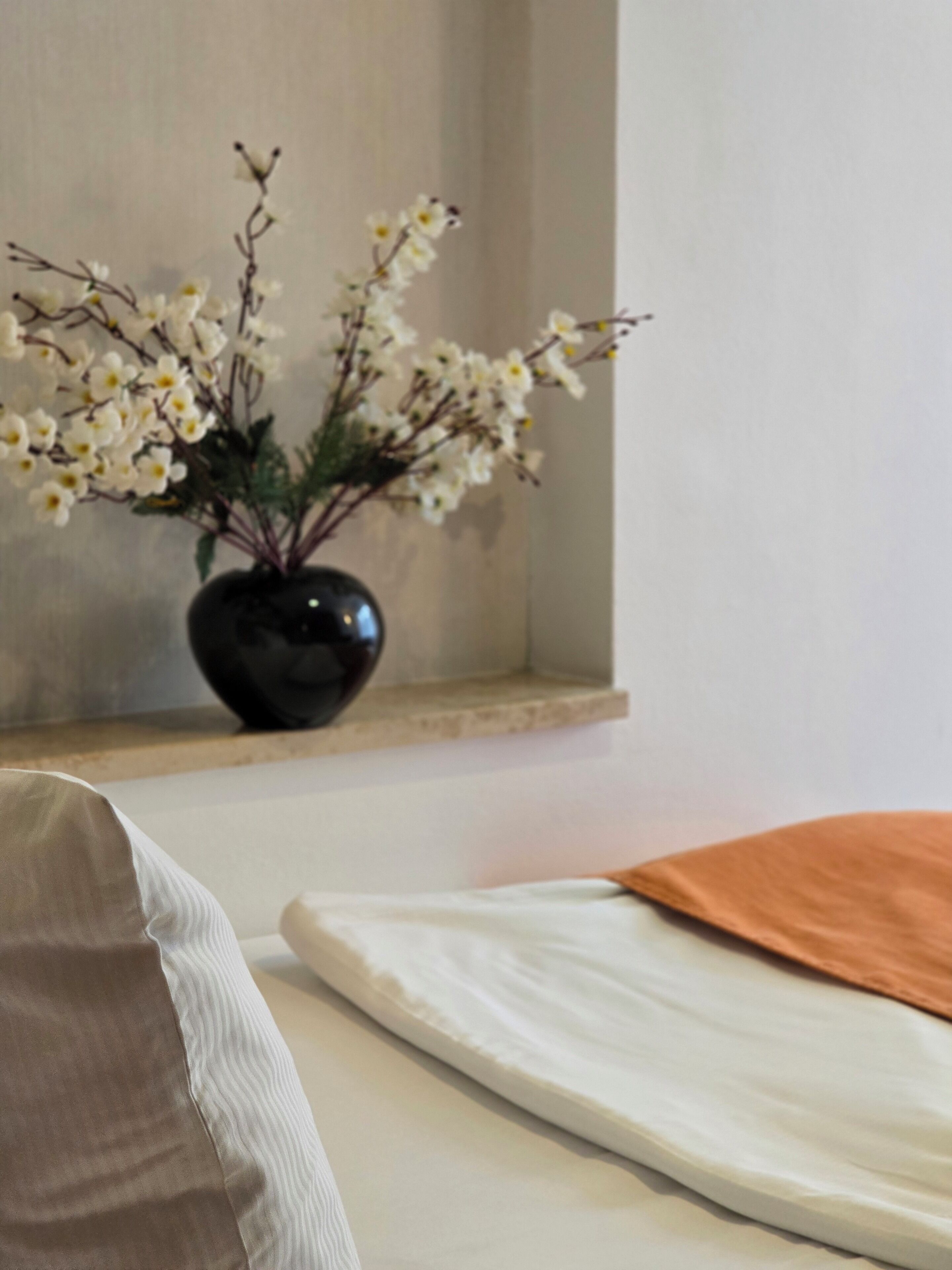 Single Room | Minibar, in-room safe, desk, soundproofing