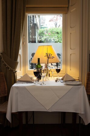 Restaurant - The Lamplighter Dining- Rooms (Windermere)