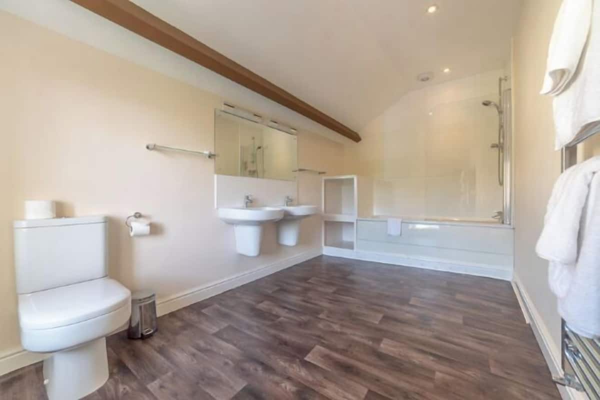 Bathroom | Shower, free toiletries, hair dryer, towels