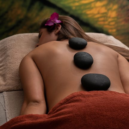 Couples treatment rooms, sauna, steam room, body treatments