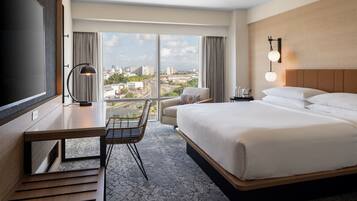 Egyptian cotton sheets, premium bedding, pillowtop beds, in-room safe