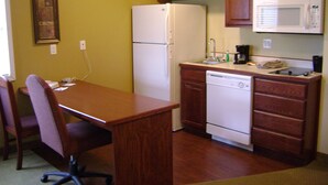 Suite (2 Room King Suite) | Premium bedding, iron/ironing board, WiFi (free) - GrandStay Hotel & Suites (Pipestone)