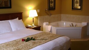 Suite, 1 King Bed, Jetted Tub | Premium bedding, iron/ironing board, WiFi (free) - GrandStay Hotel & Suites (Pipestone)