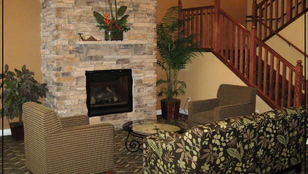 Lobby - GrandStay Hotel & Suites (Pipestone)