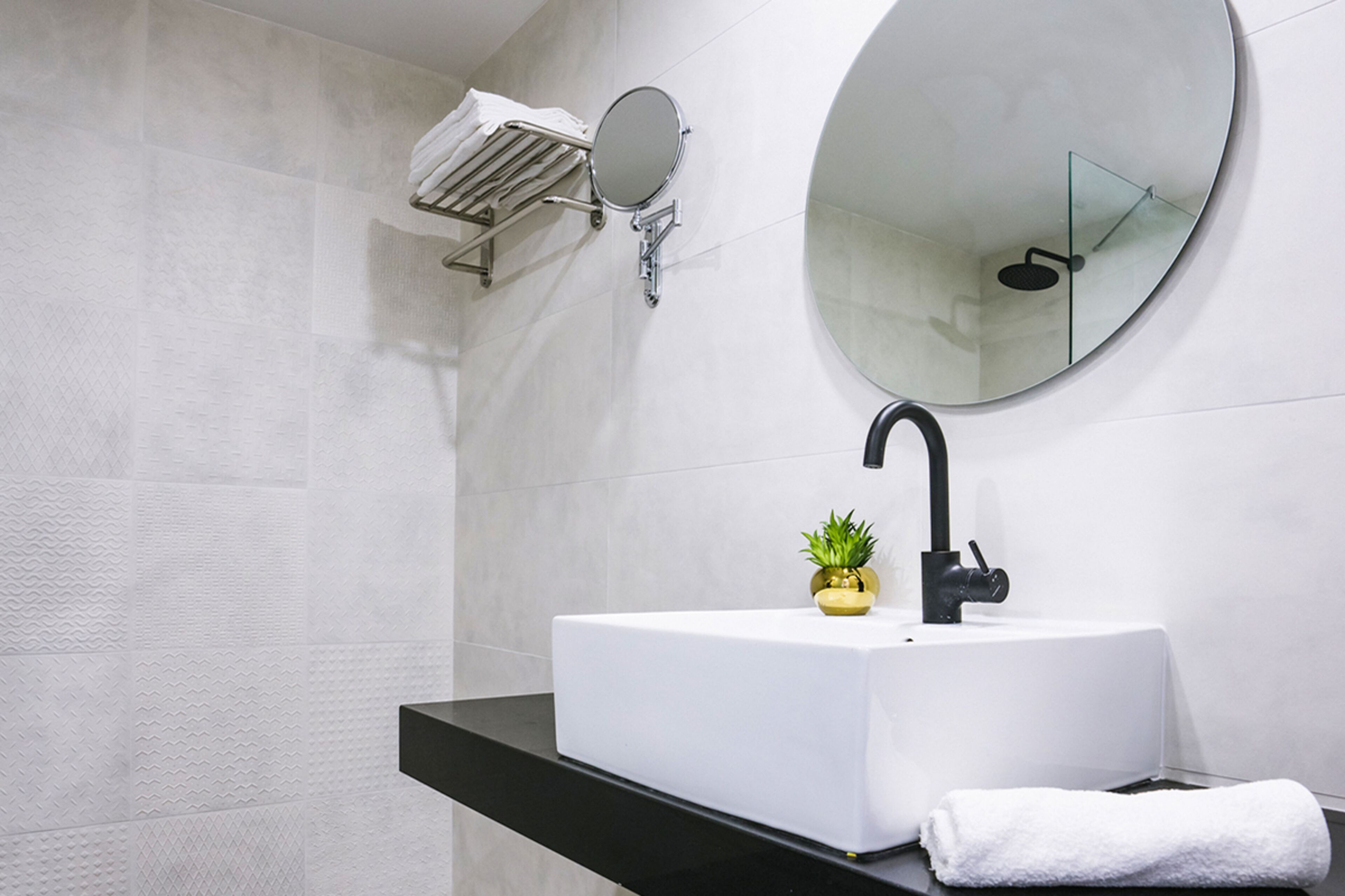 free toiletries, towels, soap, shampoo