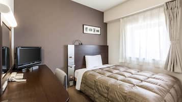 Room, 1 Double Bed, Non Smoking | Premium bedding, desk, blackout drapes, iron/ironing board