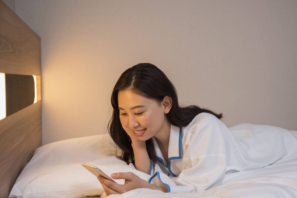 room, 1 double bed, non smoking | desk, blackout curtains, iron/ironing board, cots/infant beds