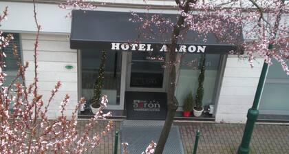Hotel Aaron