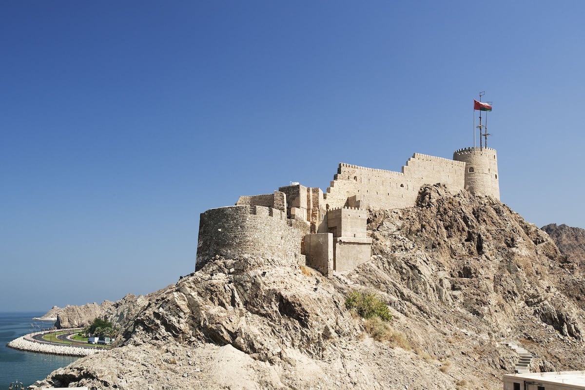 Huone, 1 parisänky ja vuodesohva (Privilege) | Ylelliset vuodevaatteet, minibaari, tallelokero huoneessa, työpöytä