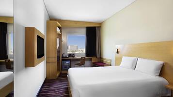 Premium bedding, minibar, in-room safe, desk