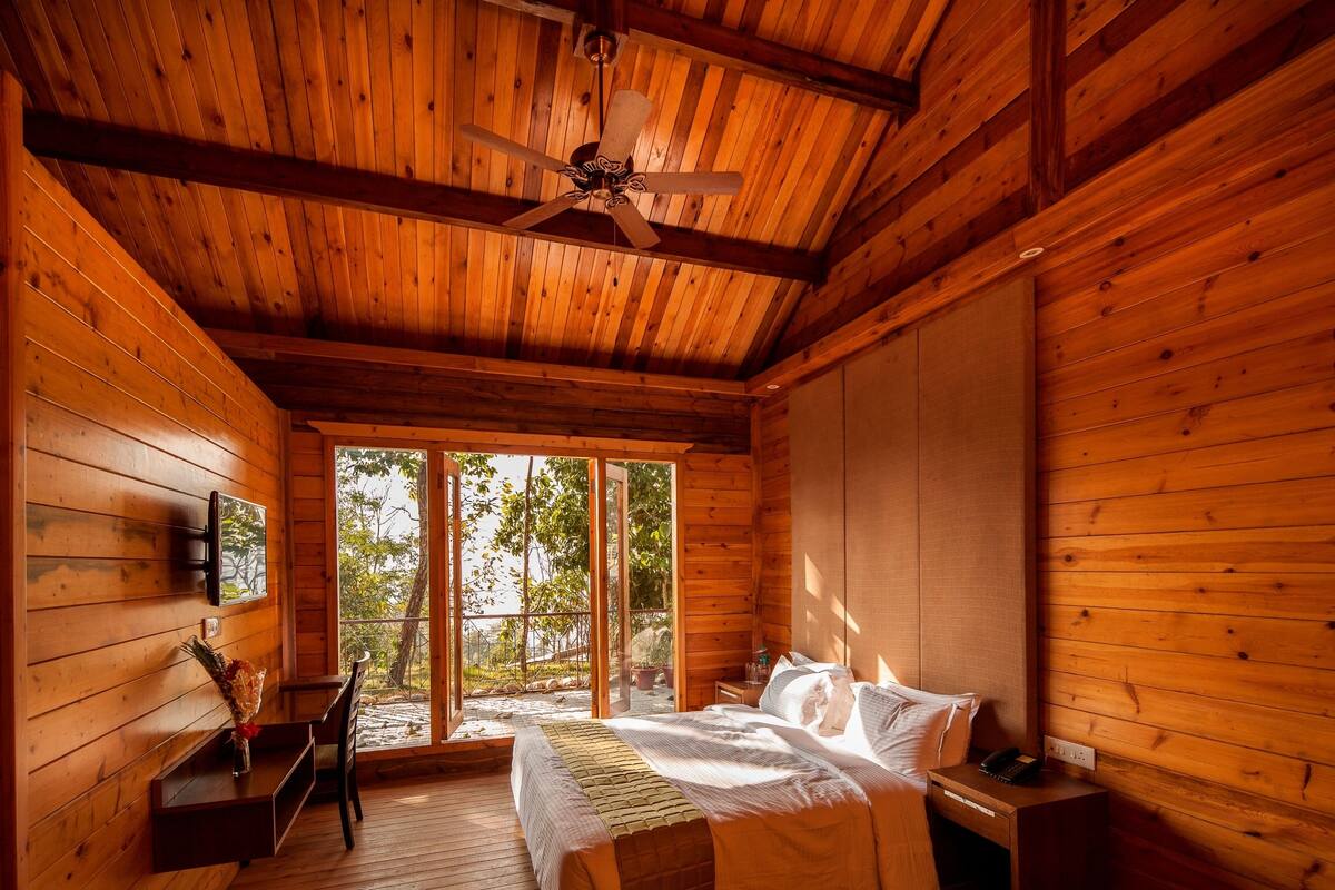 wooden cottage room | 1 bedroom, premium bedding, minibar, in-room safe