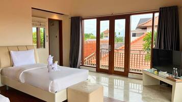 Family Villa, 3 Bedrooms, Private Pool | In-room safe, desk, soundproofing, iron/ironing board