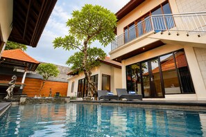 Outdoor pool - Bugan Villas (Kerobokan)