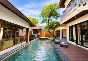 Piscina externa