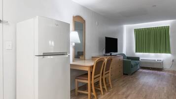 Full-size fridge, microwave, coffee/tea maker