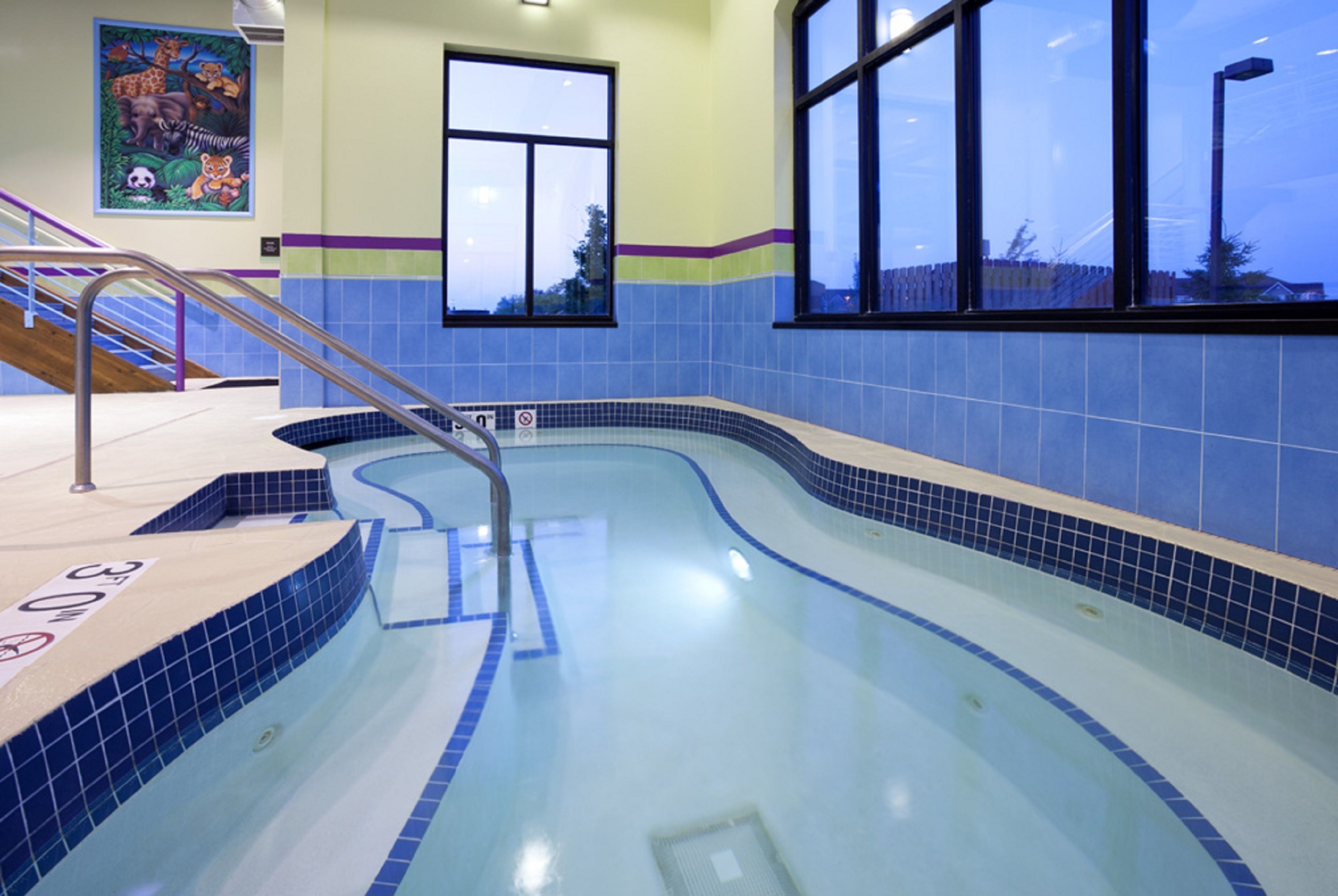 2 indoor pools