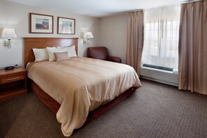Desk, iron/ironing board, rollaway beds, free WiFi - Candlewood Suites San Antonio NW Near Seaworld by IHG (San Antonio)
