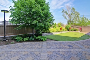 Garden - Homewood Suites by Hilton Toronto Airport Corporate Centre (Toronto)