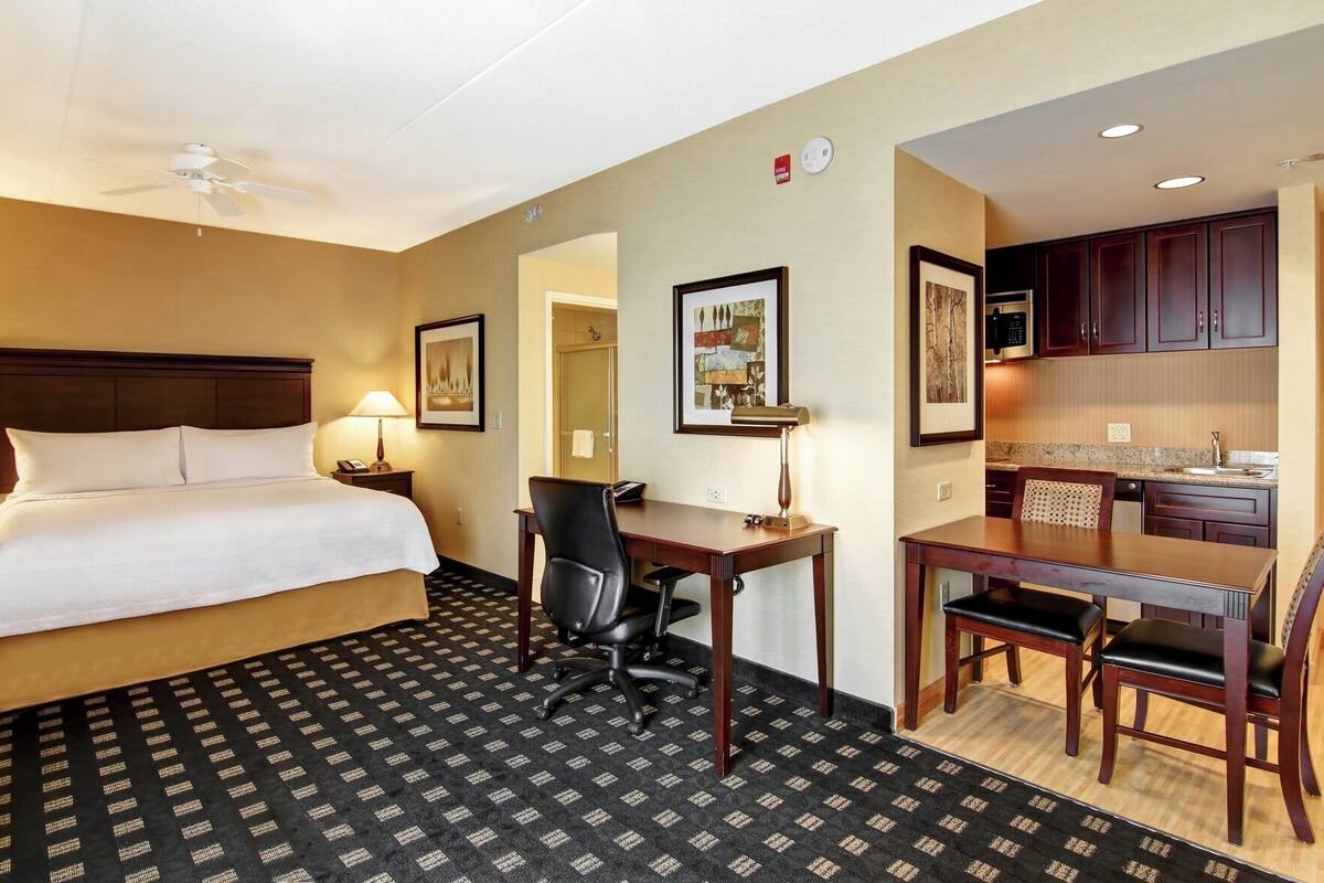 Premium bedding, down duvets, pillow-top beds, in-room safe