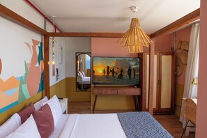 Deluxe Room | Desk, free WiFi, bed sheets - Socialtel Copacabana (Rio de Janeiro)