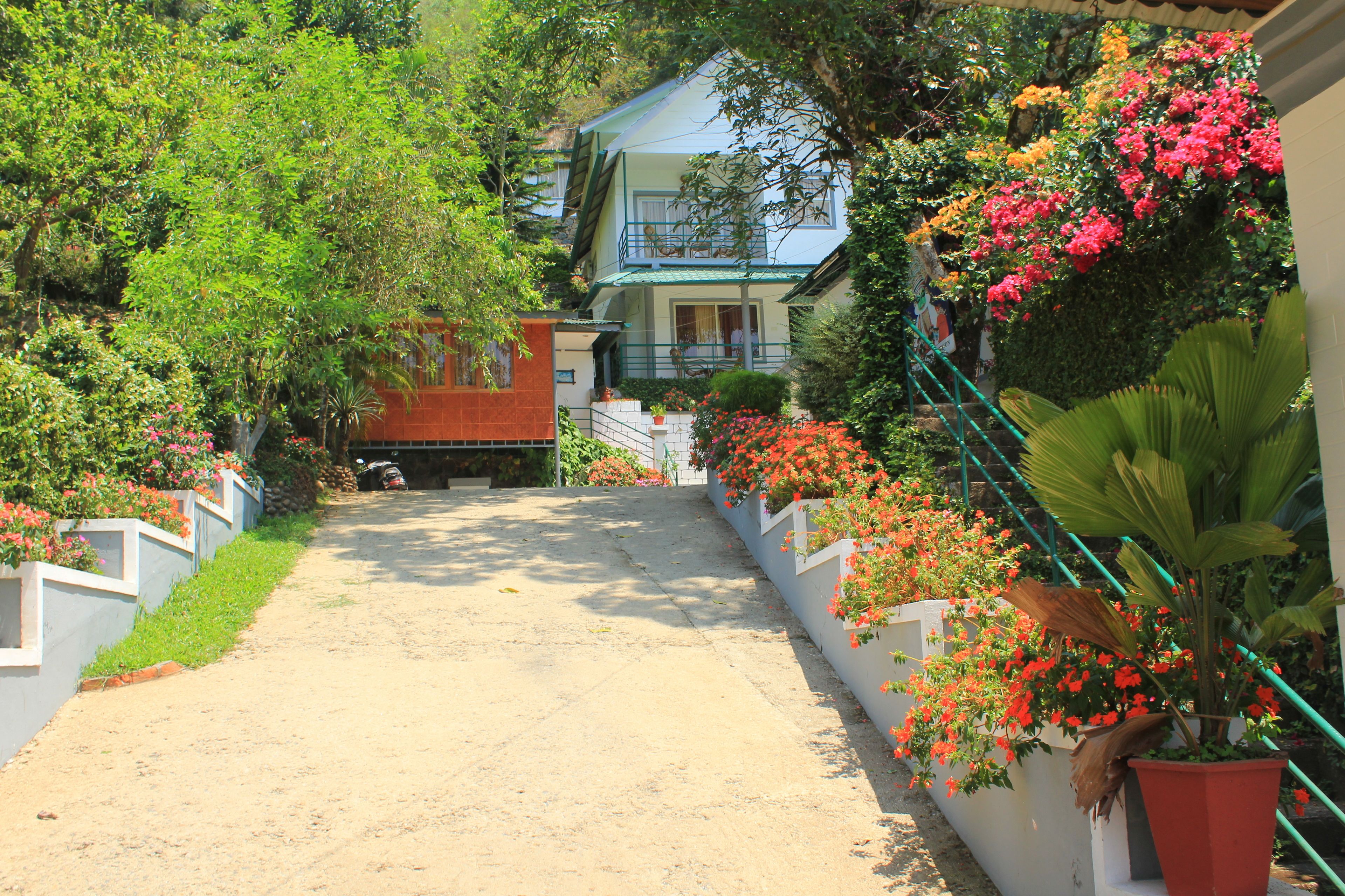 Pintu masuk hartanah