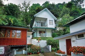 Fachada de la propiedad