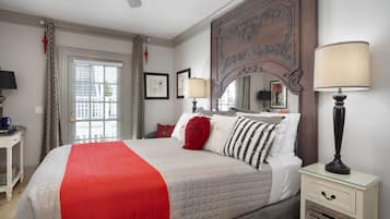 Kamar, 1 Tempat Tidur Queen | Seprai katun Mesir, seprai premium, dan didekorasi berbeda-beda