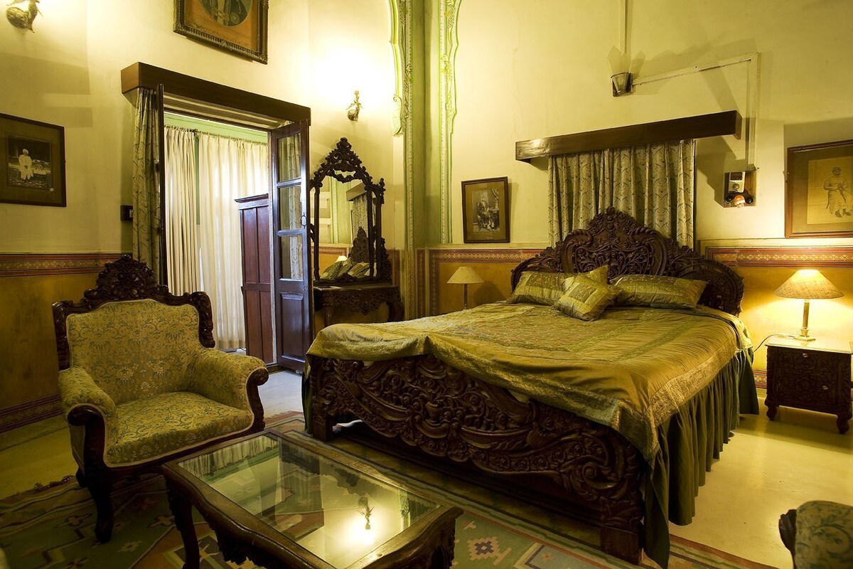 Royal-Zimmer