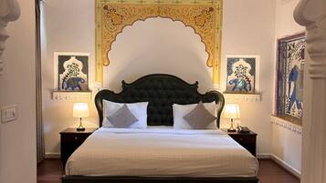 Elephanta Lake view suite with balcony | 1 bedroom, premium bedding, in-room safe, individually furnished