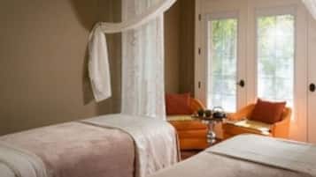 Couples treatment rooms, deep-tissue massages, Swedish massages