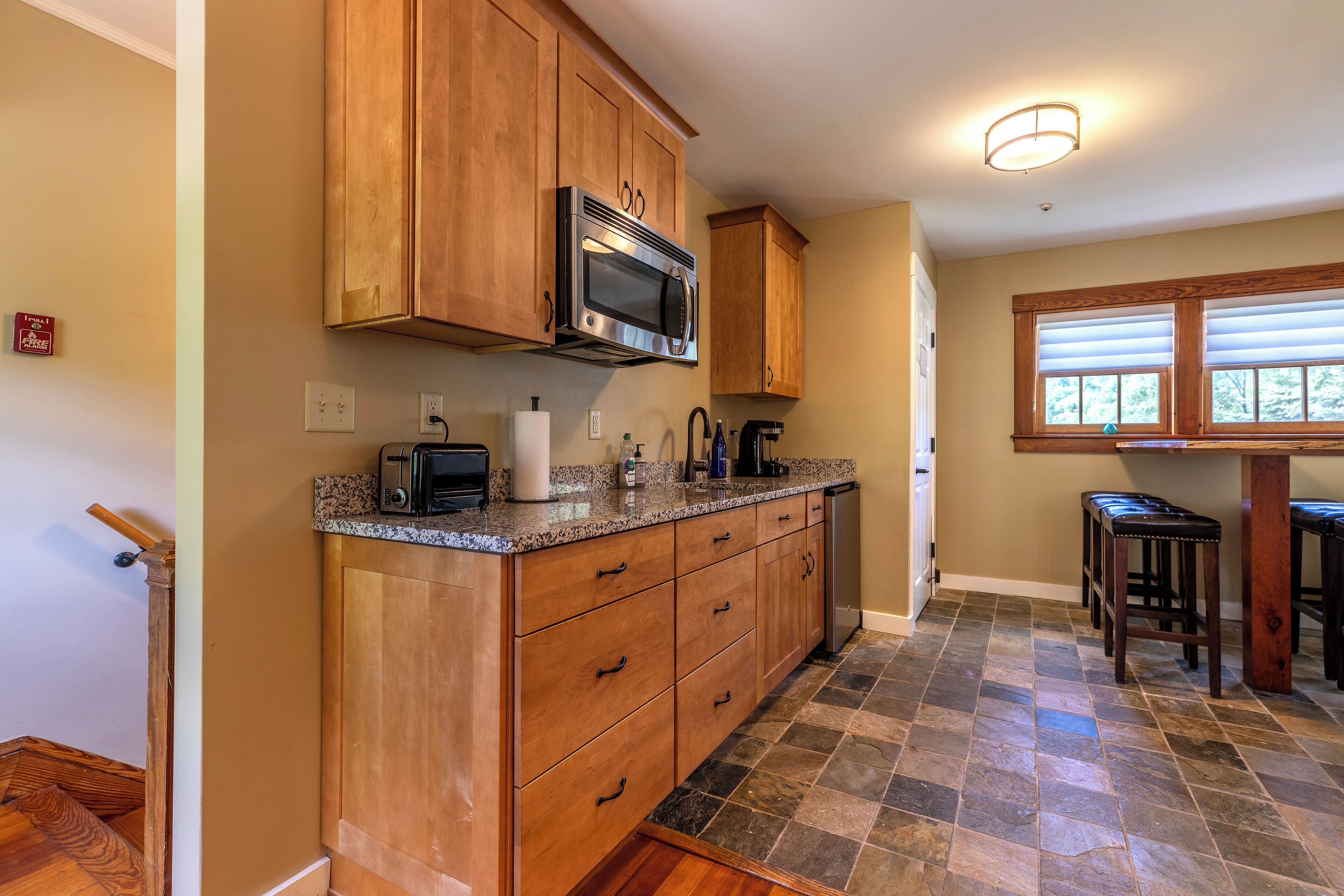 two bedroom apartment | 1 bedroom, premium bedding, iron/ironing board, free wifi