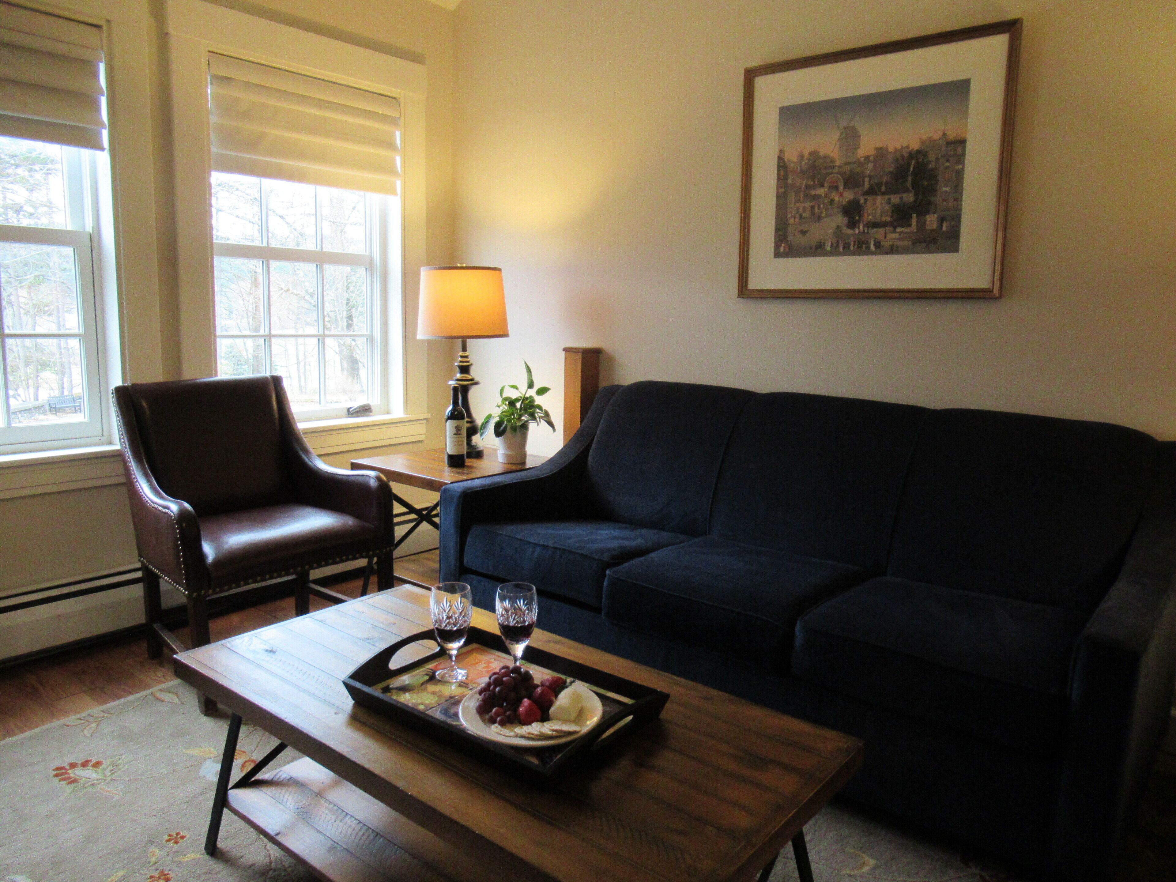 deluxe loft queen | 1 bedroom, premium bedding, iron/ironing board, free wifi